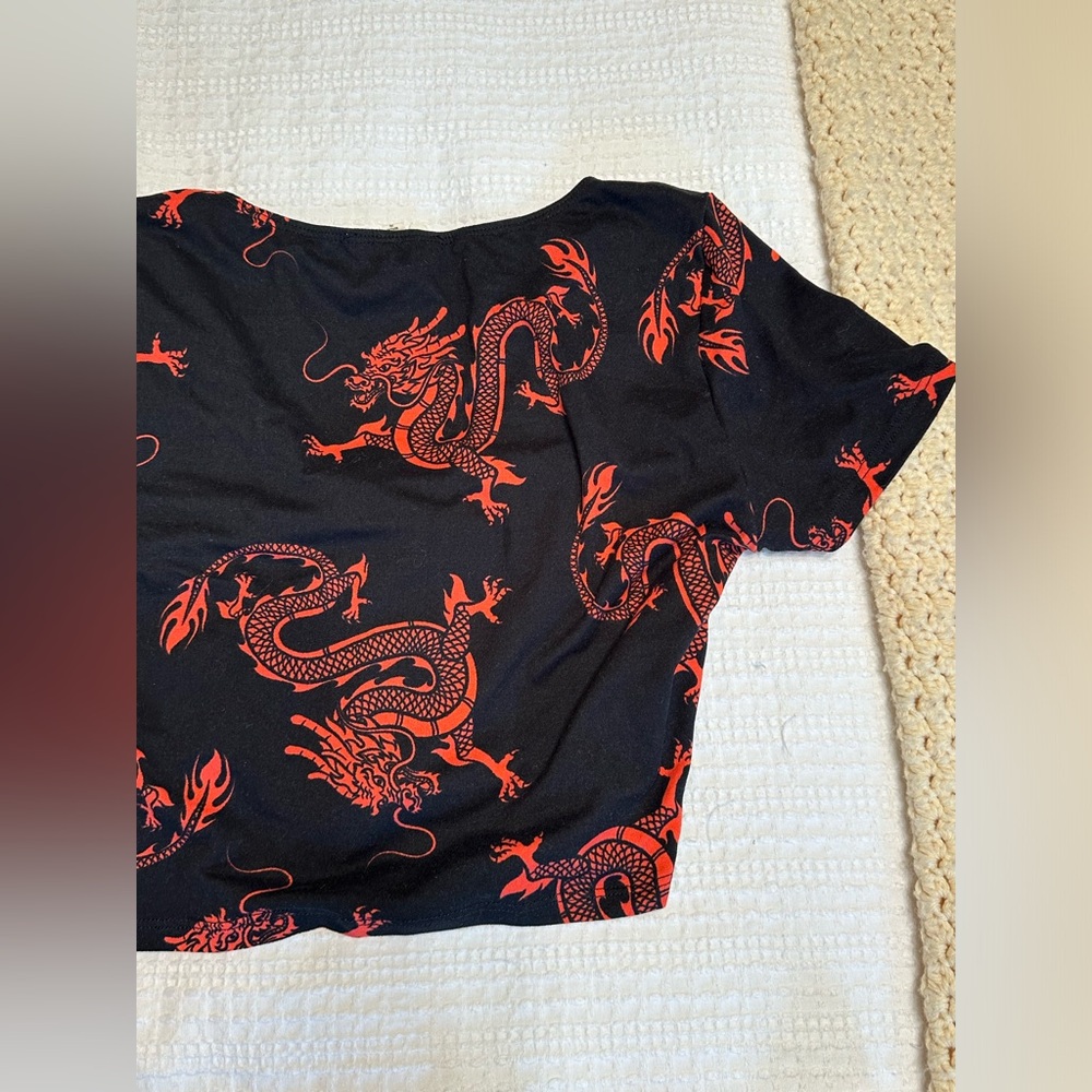 Dragon 2-Piece Matching Set - Picture 5 of 7